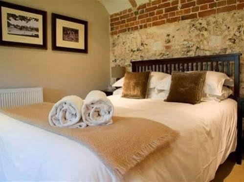 Inn The Woolpack 4*